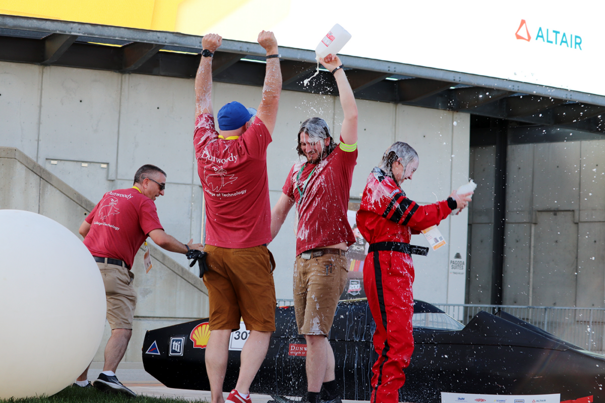 Dunwoody Daredevils celebrate their fifth place finish at the Shell Eco-marathon Americas