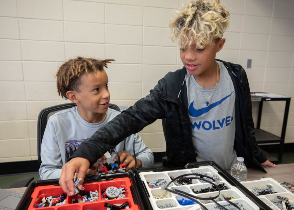 Arts-N-Crafts, Robots & Computing Camp 07172018