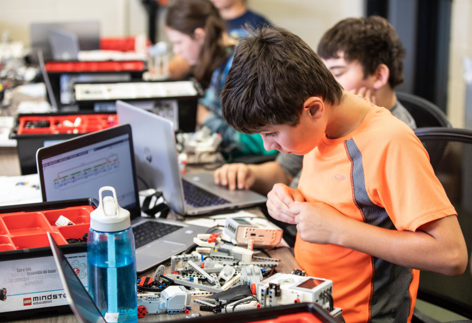 Arts-N-Crafts, Robots & Computing Camp 07172018 kmh -9